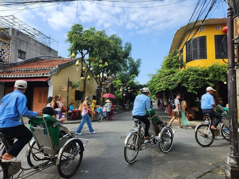 Hoi An Bike Trip to Hue 2 Days